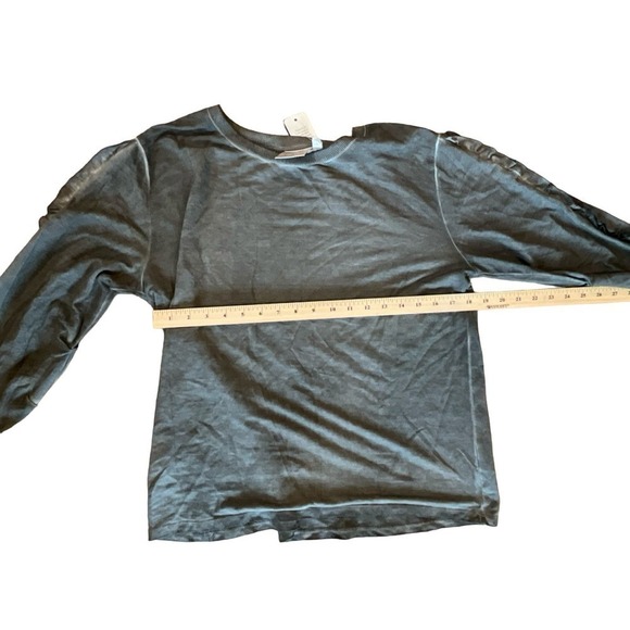 Dantelle T-shirt Top Women's Size L Gray Ruffle Long Sleeve Crew Neck Pullover - Picture 3 of 6